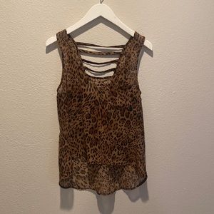 Leopard Tank Small high low‎ ladder detail on back